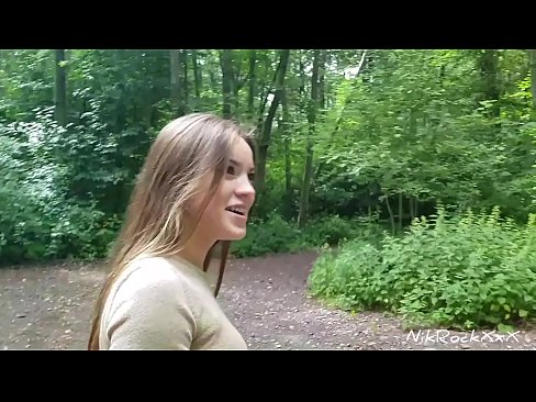 ❤️ Ek het vir Evelina voorgestel dat ons in 'n publieke plek naai! Sy het ja gesê. Toe genaai ek haar in die gat en kom in haar mond. Toe vis sy haarself. ️ Seksvideo by ons ❌